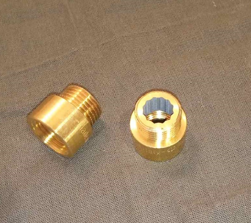 Удлинители с внутренней и наружней резьбами на полдюйма