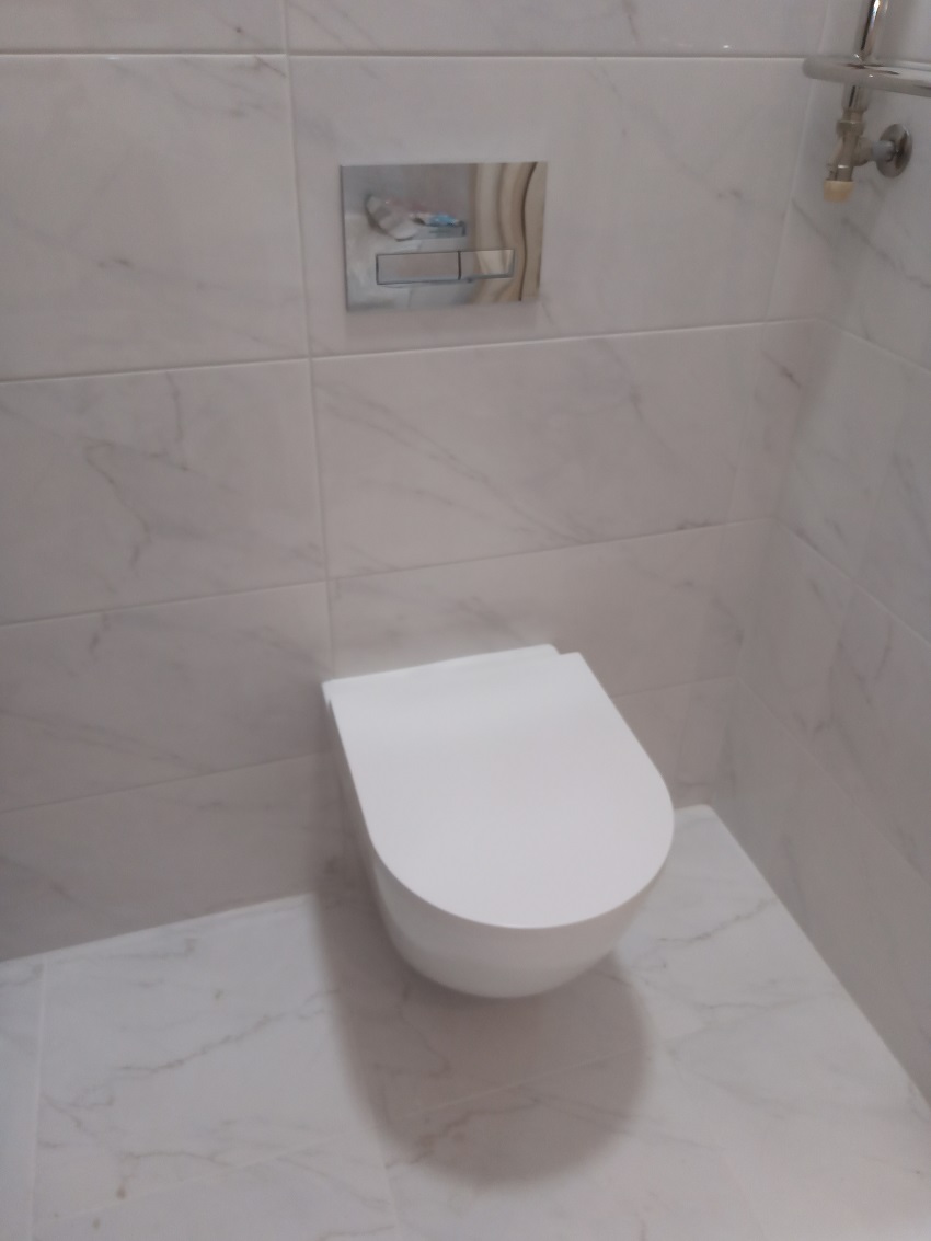 установка навесного унитаза