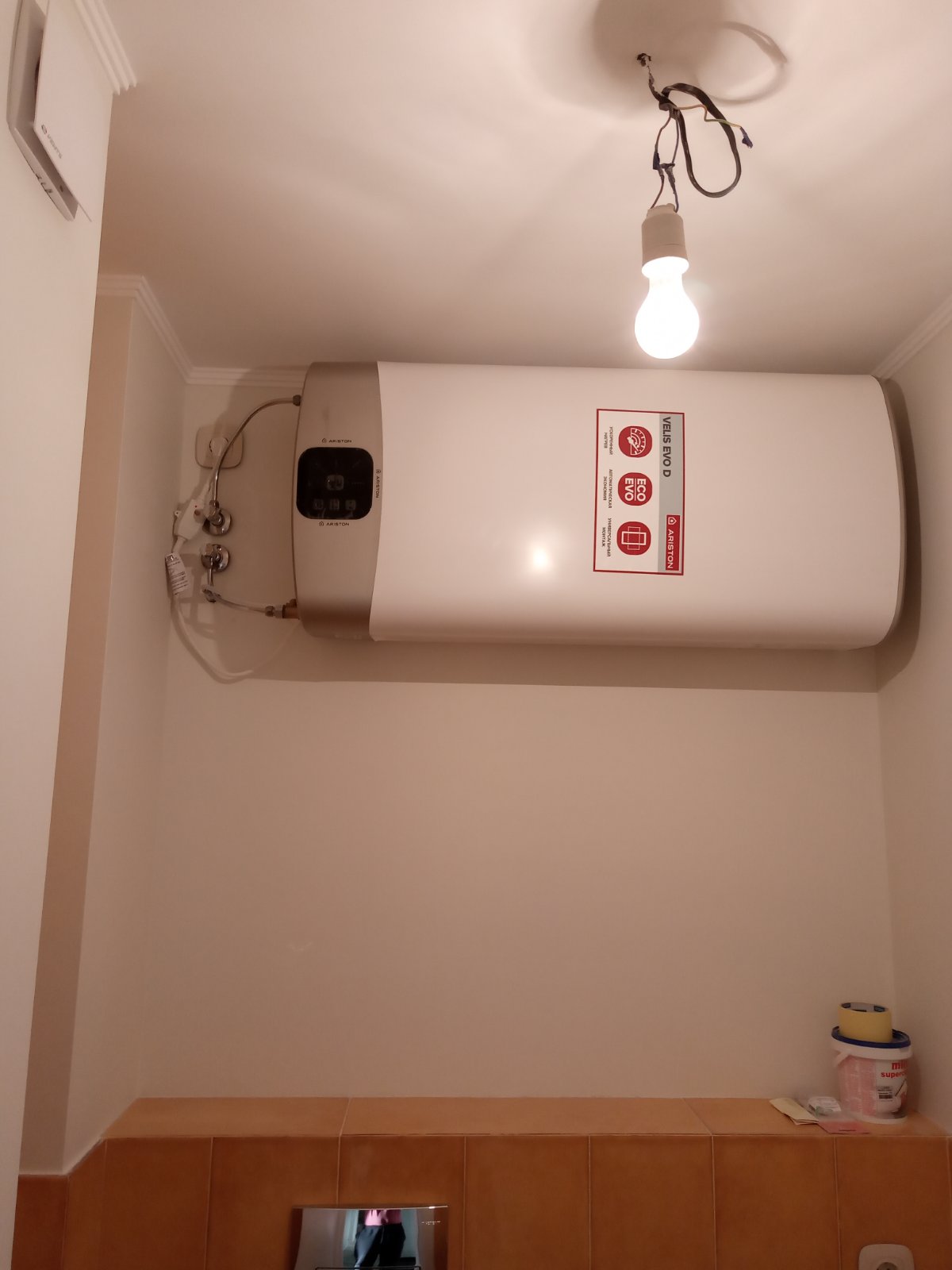 електричний водонагрівач